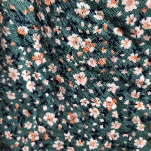 American Eagle Floral Crop Top NWOT - Picture 3 of 7